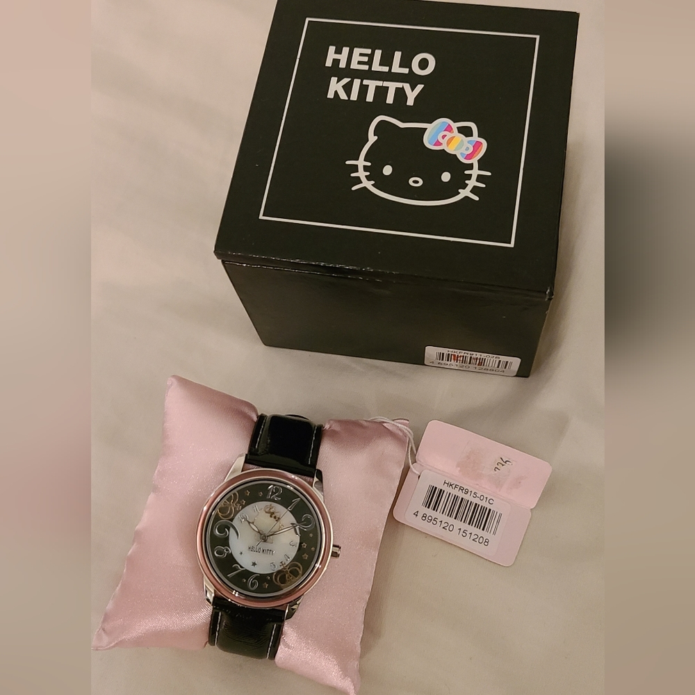 HELLO KITTY Watch Sanrio Easy to Read Quartz Movement Large face Black Band